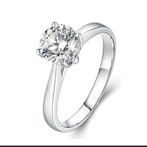 18k silver ring 2 ct round zircon size 7